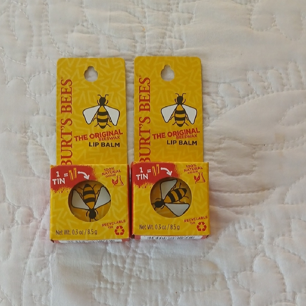 Burt's Bees Lip Balm with Bee Design in Yellow